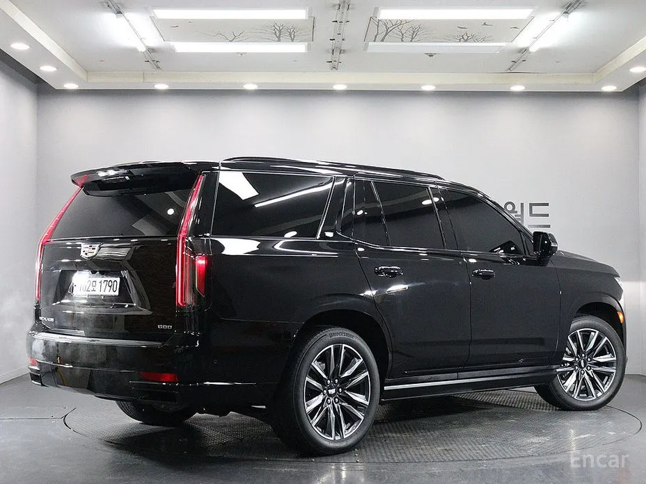 Фото 3 - Cadillac Escalade