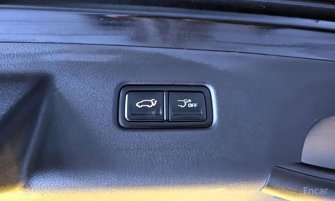 Kia Carnival 2023 7-Seater Noblesse