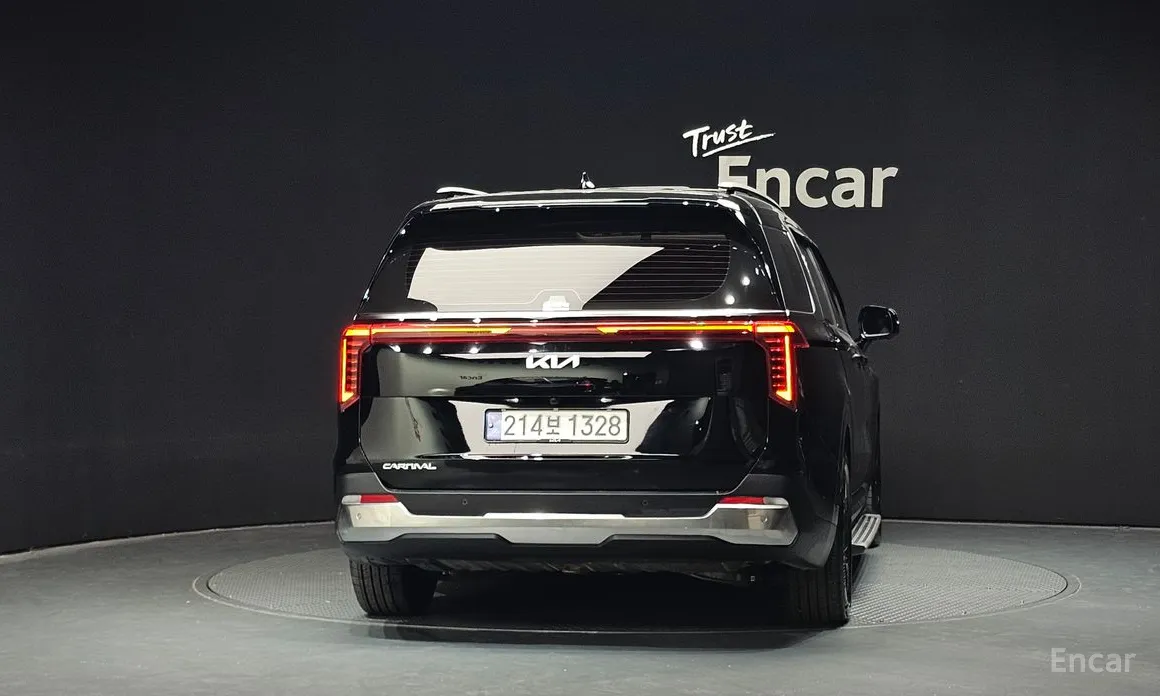 2023 Kia Carnival
