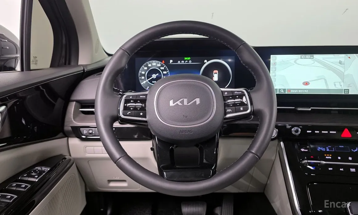 Фото 13 - Kia Carnival