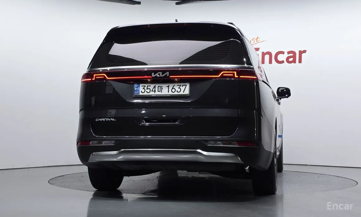 Фото 4 - Kia Carnival