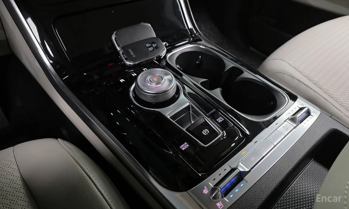 Фото 9 - Kia Carnival