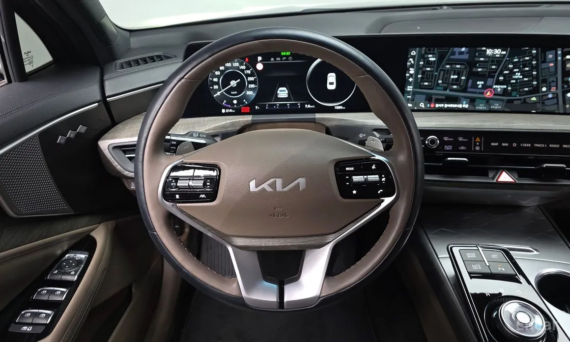 Фото 13 - Kia K8