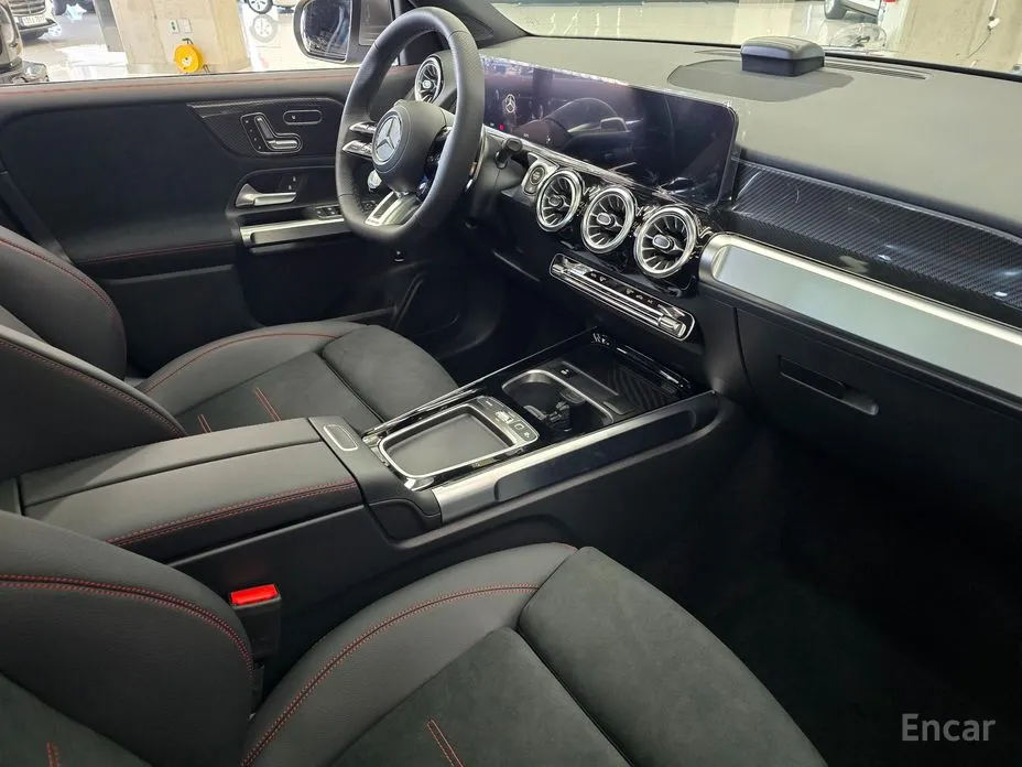 Фото 14 - Mercedes-Benz GLB-Class