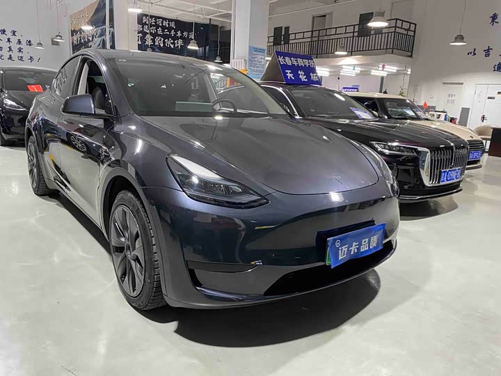 Фото 2 - Tesla Model Y