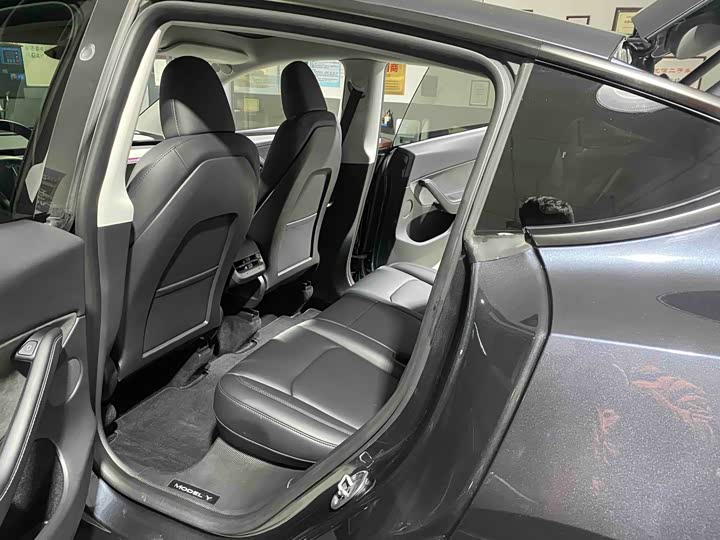 Фото 7 - Tesla Model Y