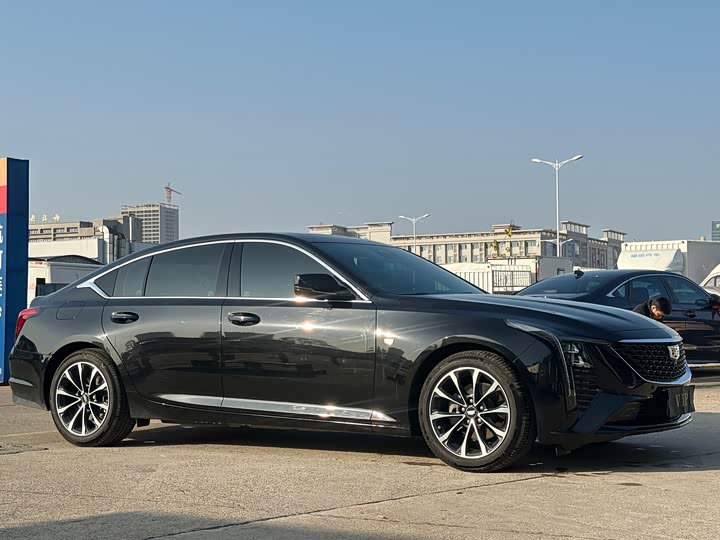 Фото 2 - Cadillac CT5