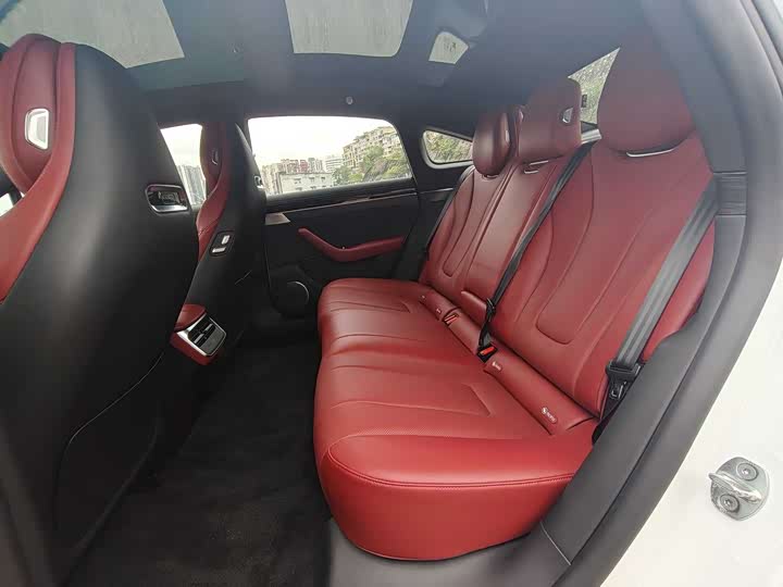 Фото 7 - Luxeed S7