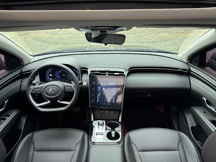 Фото 7 - Hyundai Tucson L