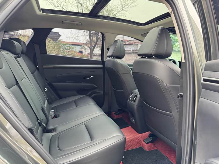 Фото 9 - Hyundai Tucson L