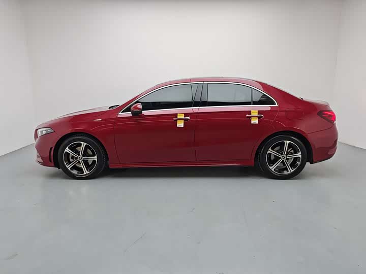 Фото 3 - Mercedes-Benz A-Class