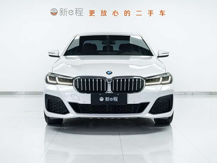Фото 2 - BMW 5 Series