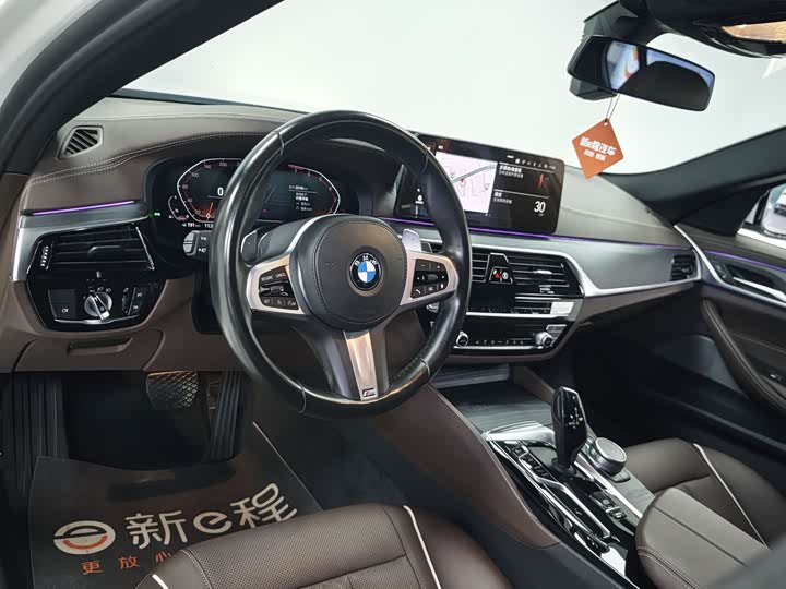 Фото 6 - BMW 5 Series