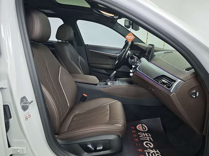 Фото 7 - BMW 5 Series