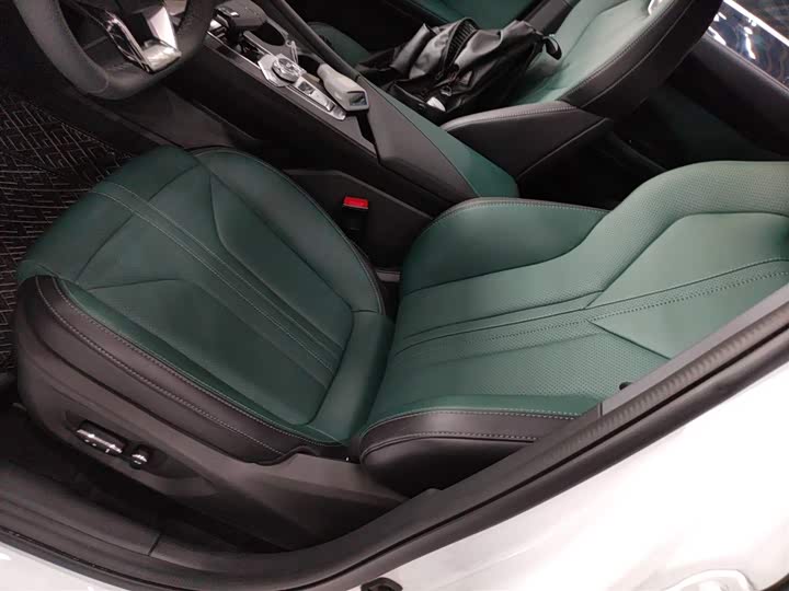 Фото 7 - Changan UNI-V Hybrid