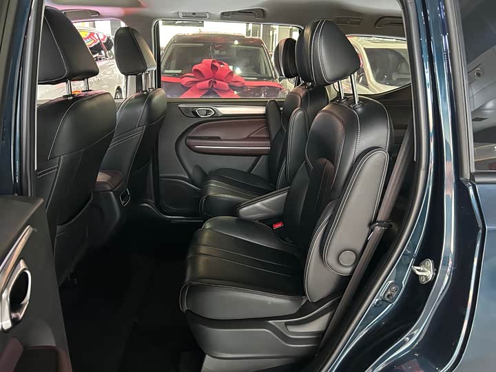 Фото 7 - GAC Trumpchi M6