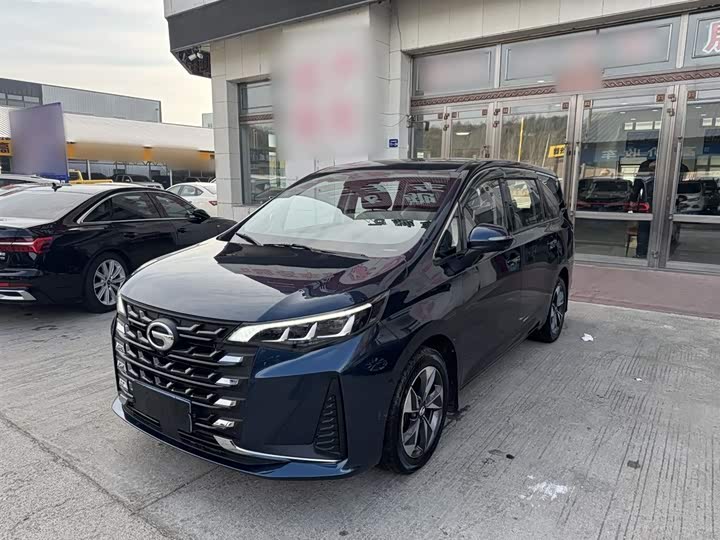 Фото 2 - GAC Trumpchi M6