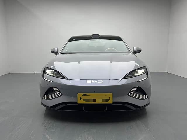 Фото 2 - BYD Seal