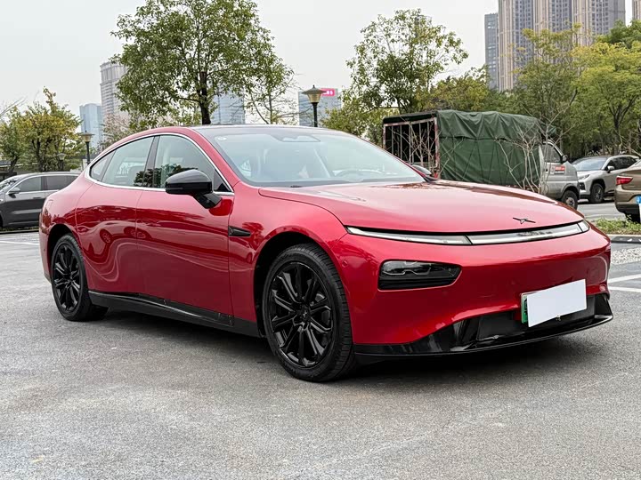 Фото 3 - XPeng P7