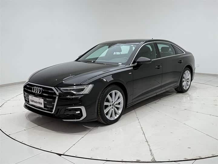 Фото 5 - Audi A6L