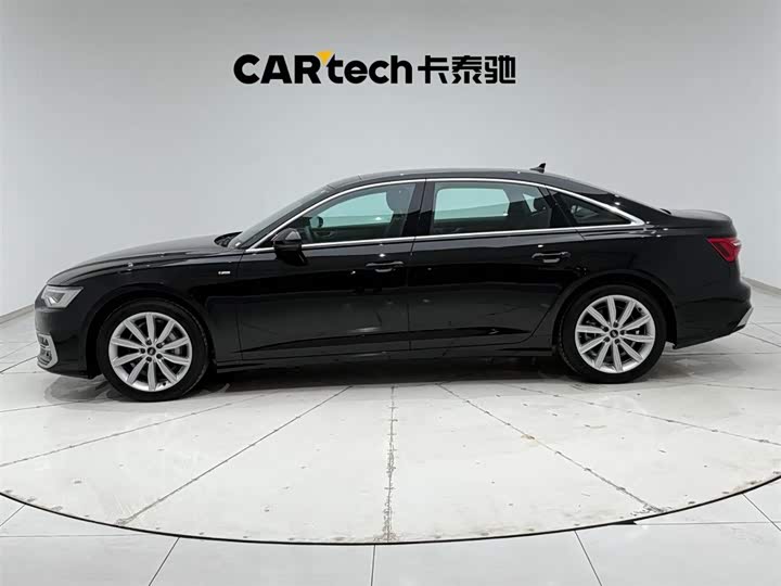 Фото 6 - Audi A6L