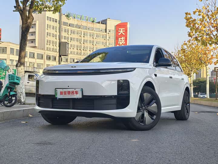 Фото 1 - LiXiang L6