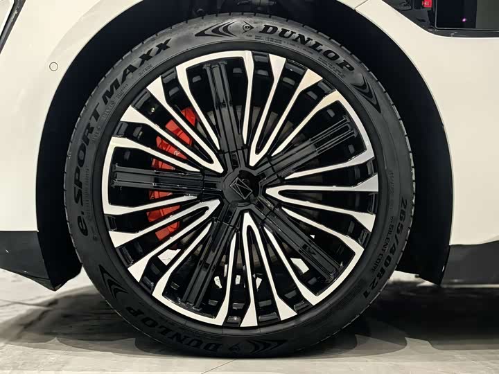 Фото 7 - Avatr 12