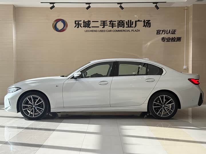 Фото 3 - BMW 3 Series