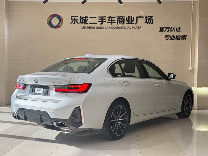 Фото 4 - BMW 3 Series