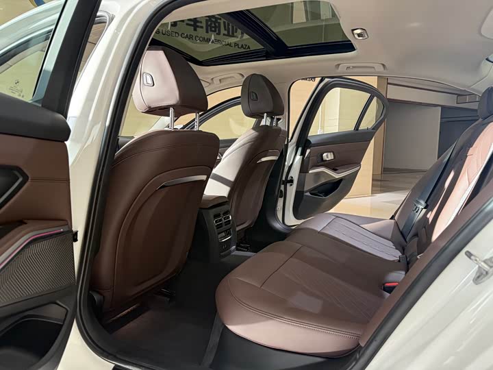 Фото 8 - BMW 3 Series