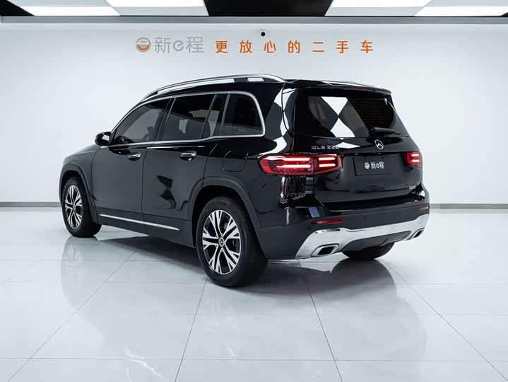 Фото 4 - Mercedes-Benz GLB-Class