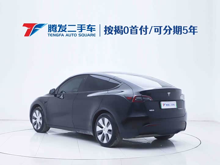 Фото 8 - Tesla Model Y