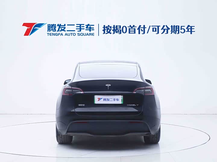 Фото 9 - Tesla Model Y