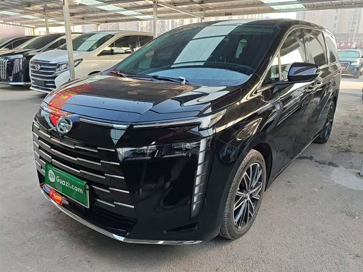 Фото 1 - GAC Trumpchi E8