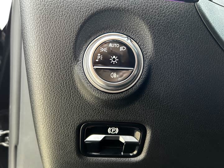 Фото 6 - Mercedes-Benz C-Class AMG