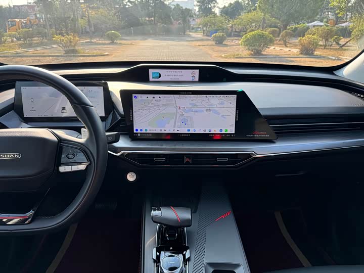 Фото 9 - Changan Oshan Z6