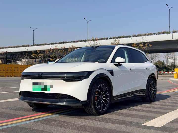 Фото 1 - Zeekr 7X