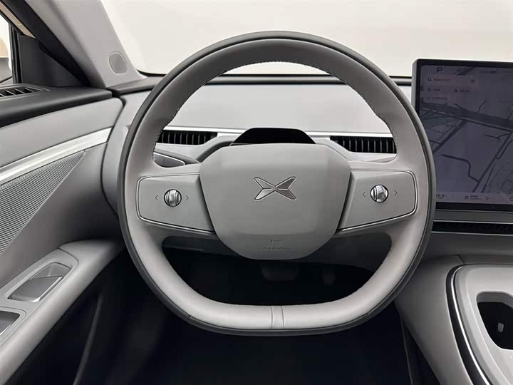 Фото 9 - XPeng Mona M03