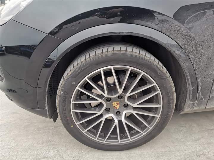 Фото 7 - Porsche Cayenne