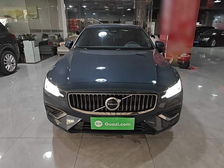 Фото 3 - Volvo S60