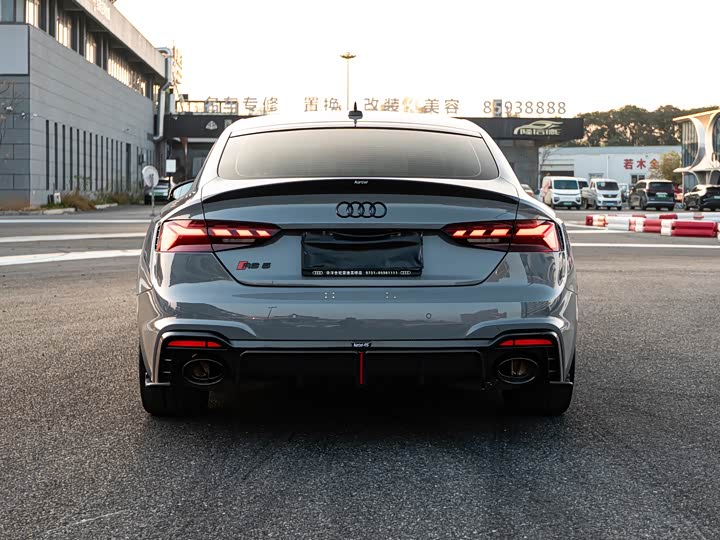Фото 3 - Audi RS 5