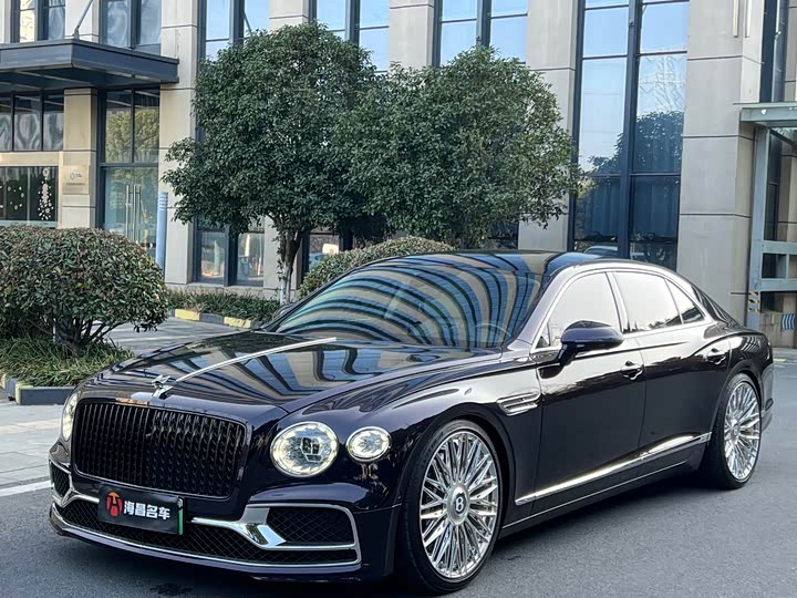 Фото 1 - Bentley Flying Spur Hybrid