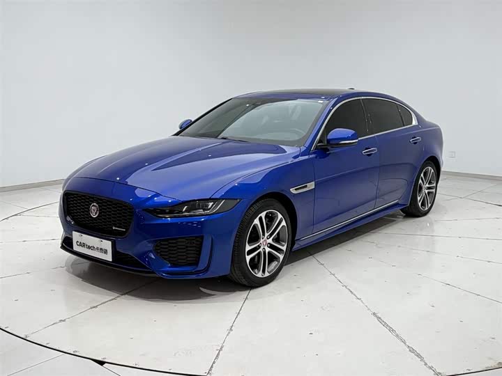 Фото 5 - Jaguar XE L