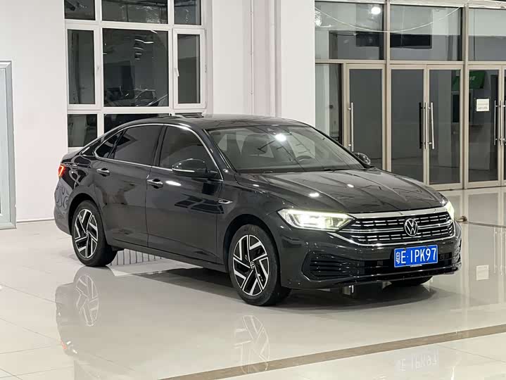 Фото 3 - Volkswagen Sagitar L