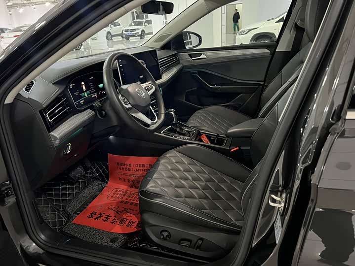 Фото 4 - Volkswagen Sagitar L