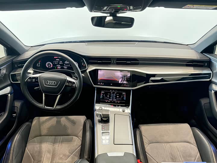 Фото 7 - Audi A6L