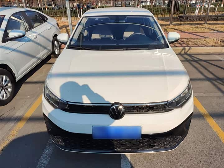 Фото 3 - Volkswagen Lavida