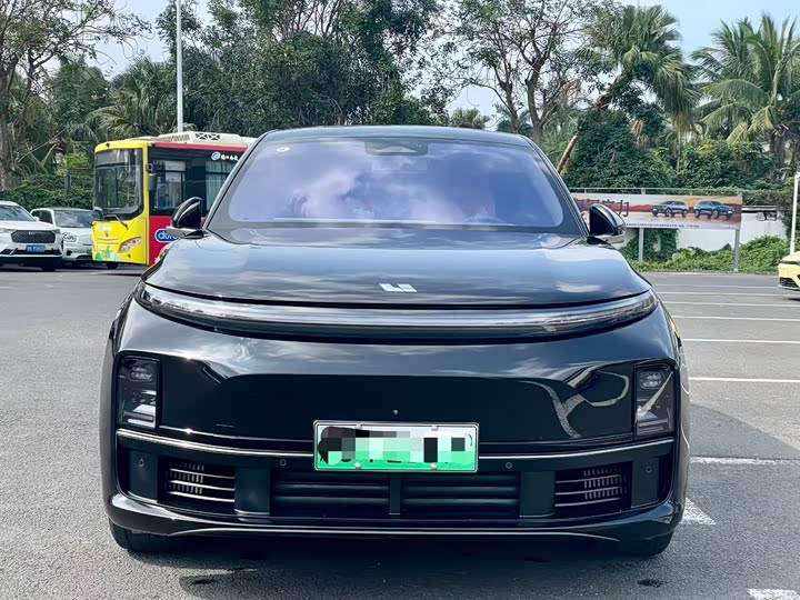 Фото 2 - LiXiang L7