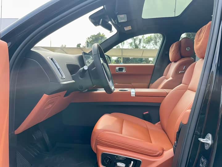 Фото 7 - LiXiang L7