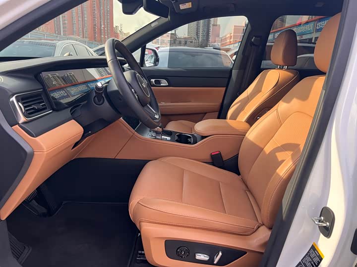 Фото 8 - LiXiang One